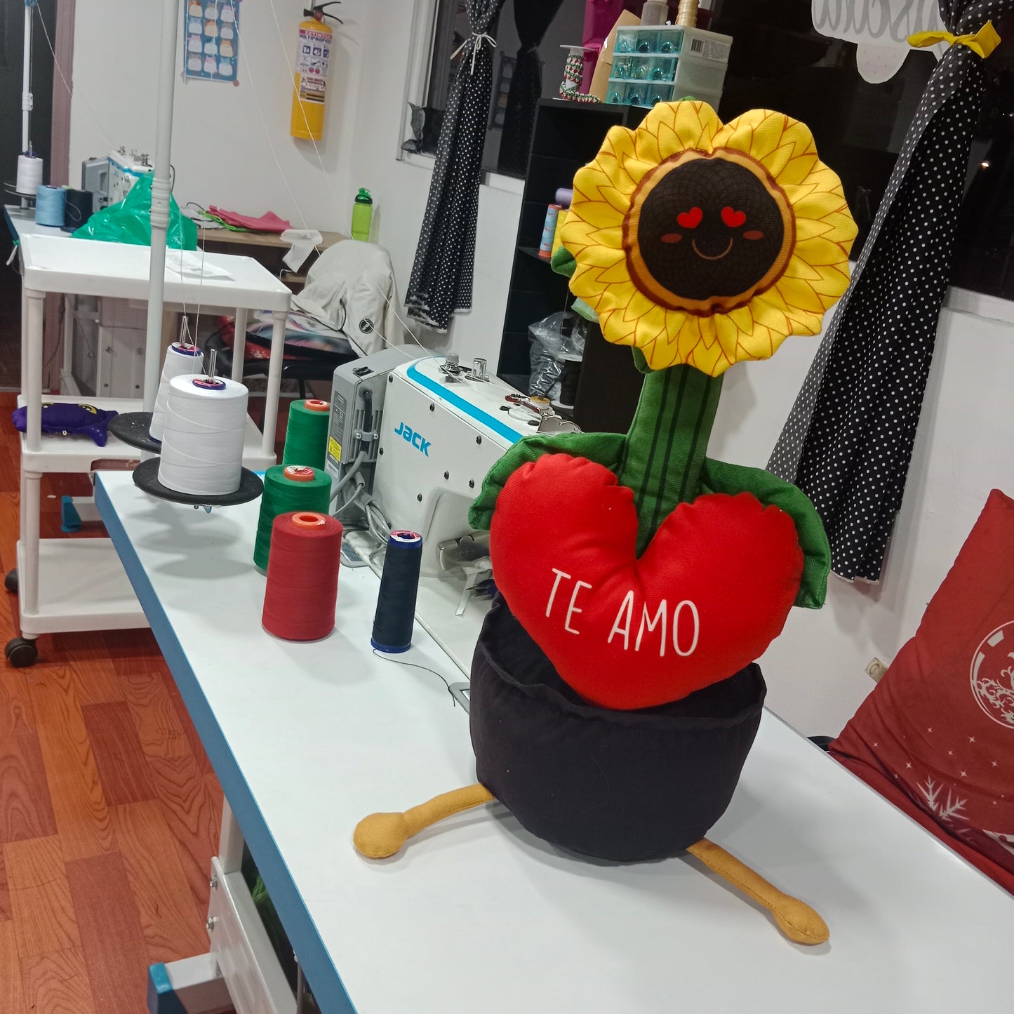 Flor de peluche girasol